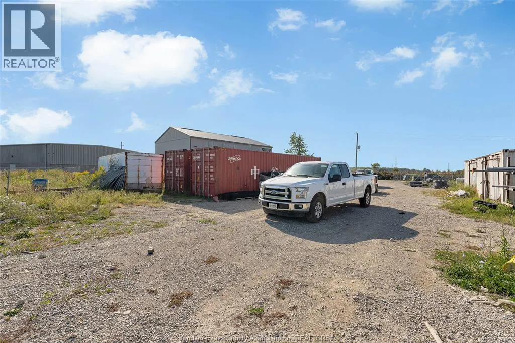 9 MIDDLE ROAD