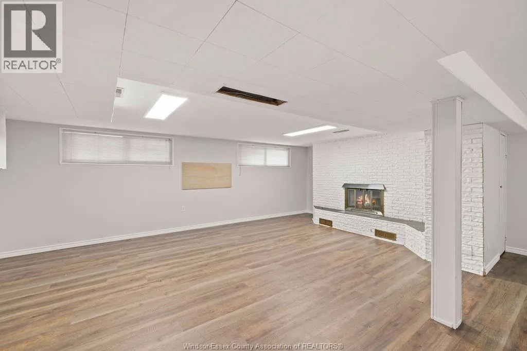 4020 KENNEDY DRIVE