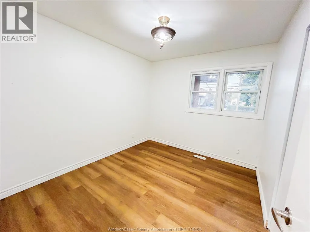 951 RIVERDALE