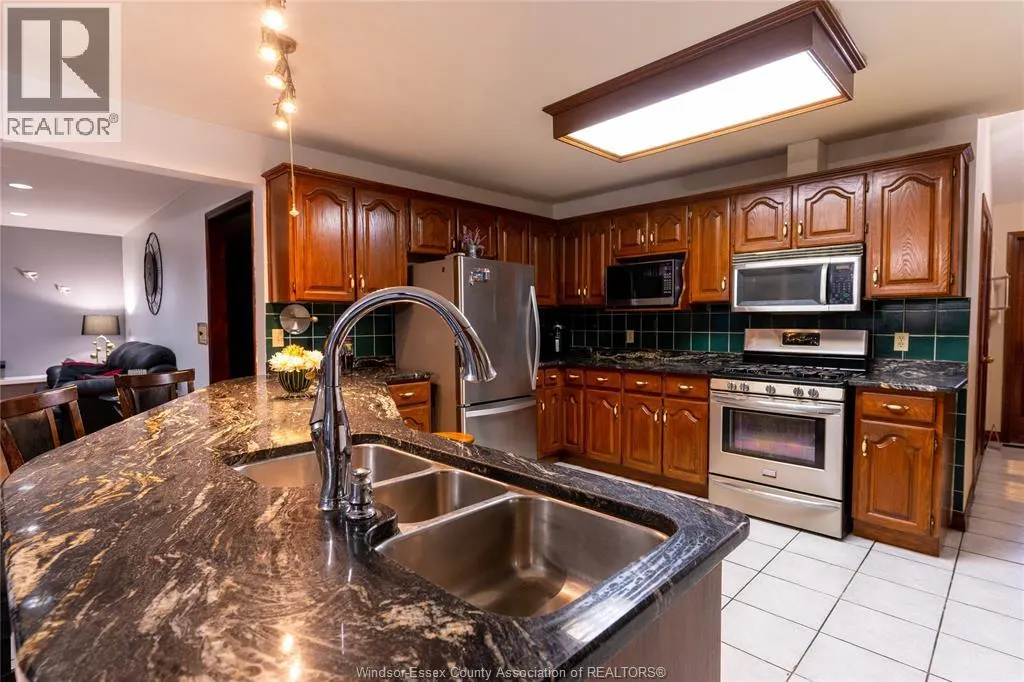 12310 CANDLEWOOD