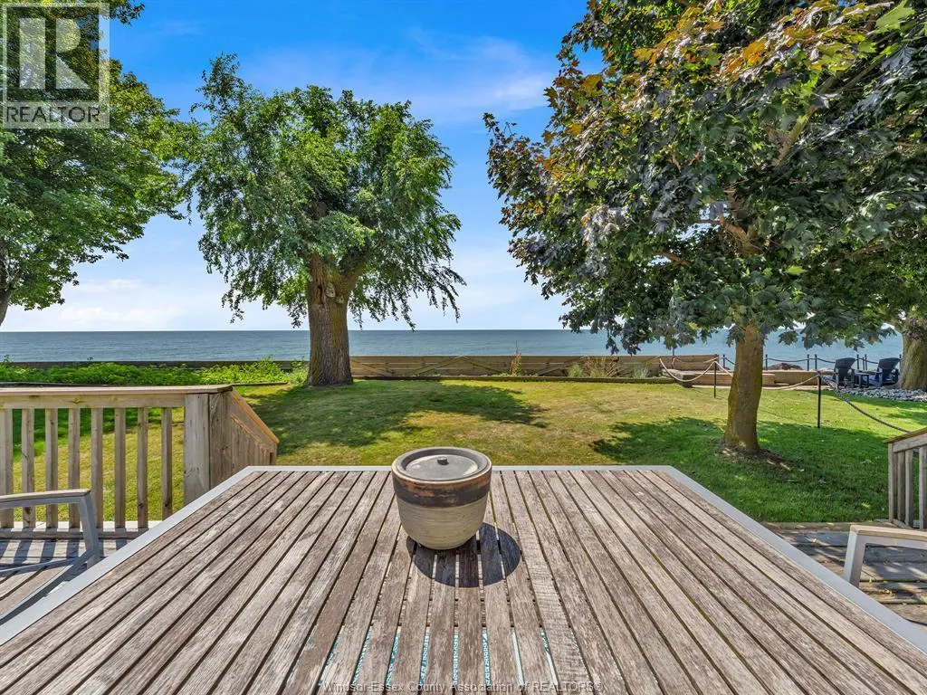 770 Point Pelee Dr