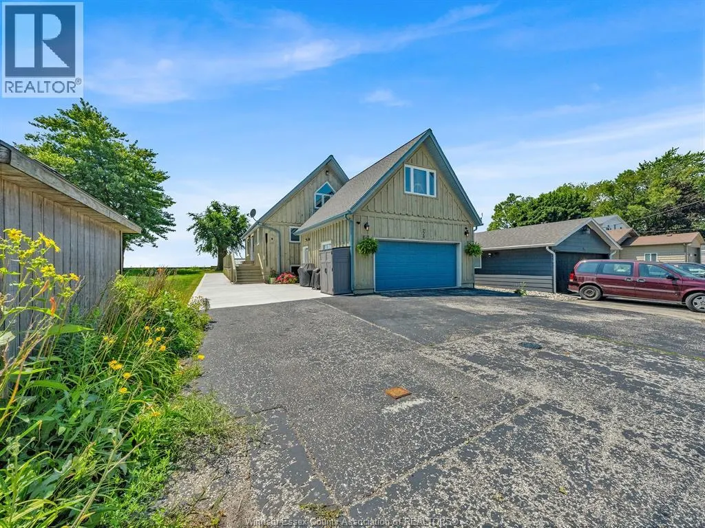 770 Point Pelee Dr