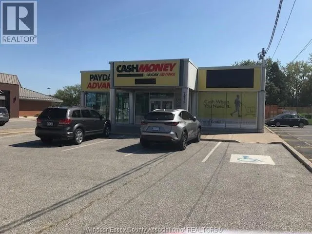 7475 TECUMSEH ROAD