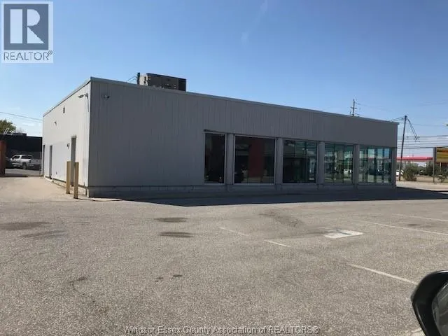 7475 TECUMSEH ROAD
