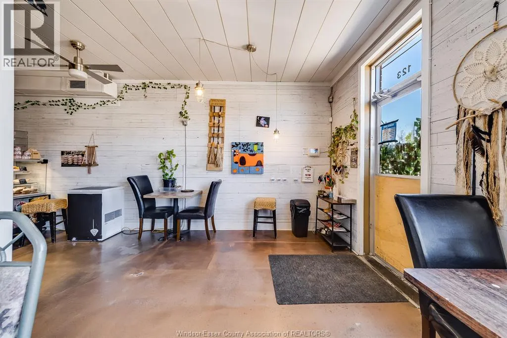 123 COUNTY RD 34 West