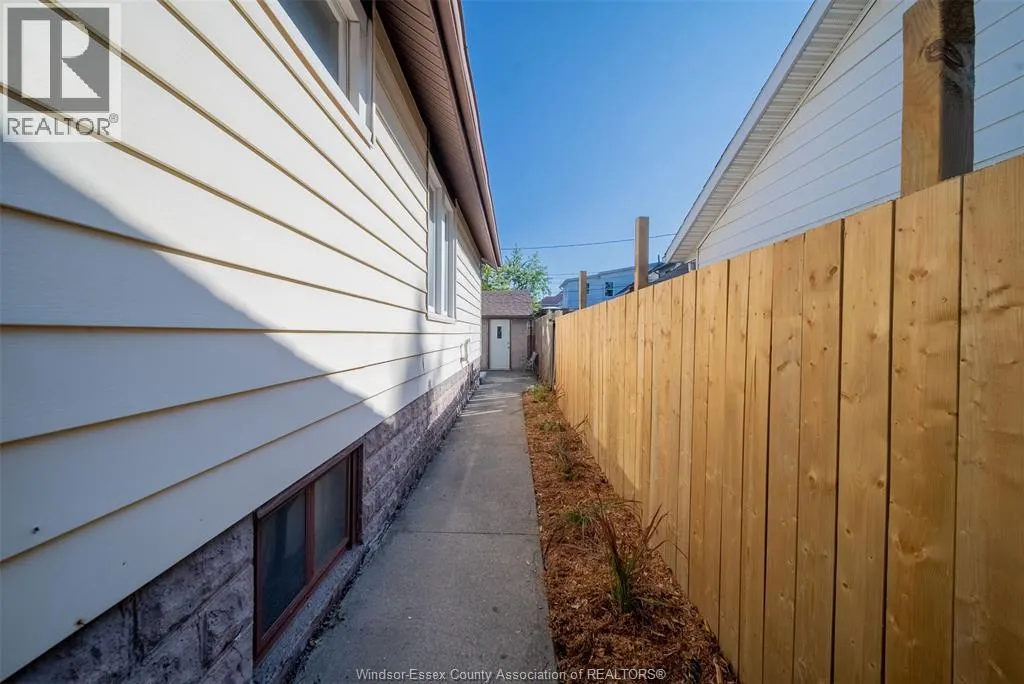 1186 PIERRE