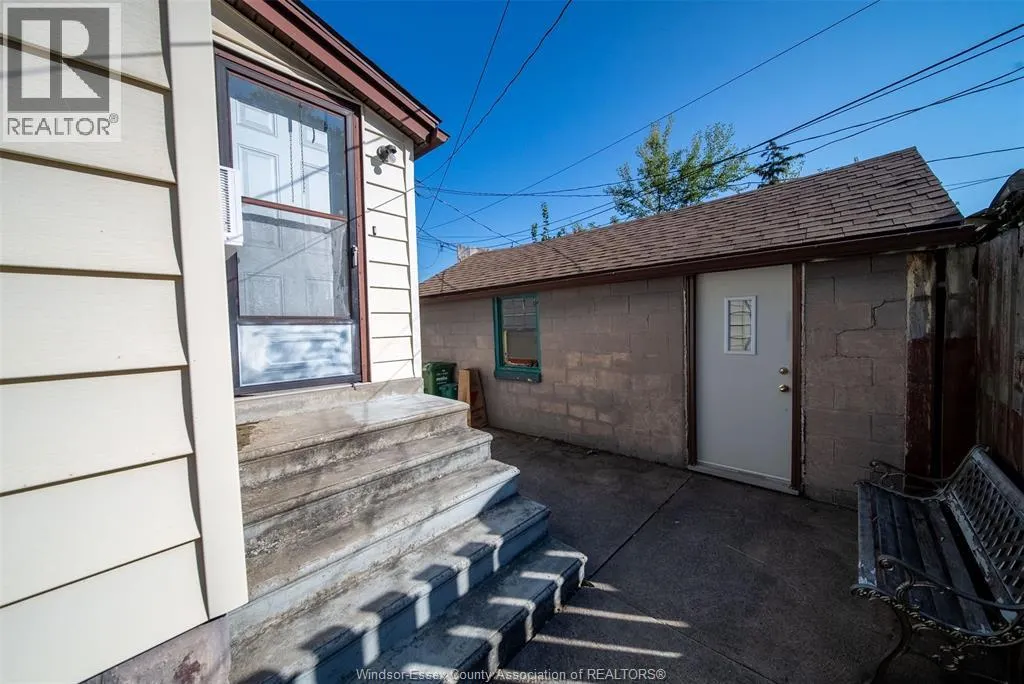 1186 PIERRE