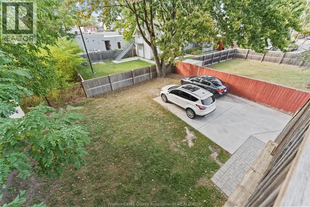 3222 PETER STREET