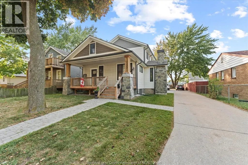3222 PETER STREET
