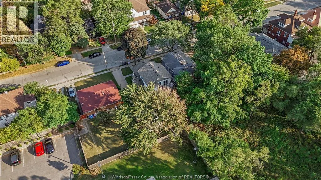 3222 PETER STREET