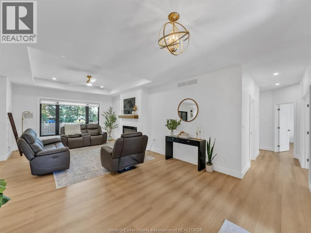 1499 FULLER DRIVE