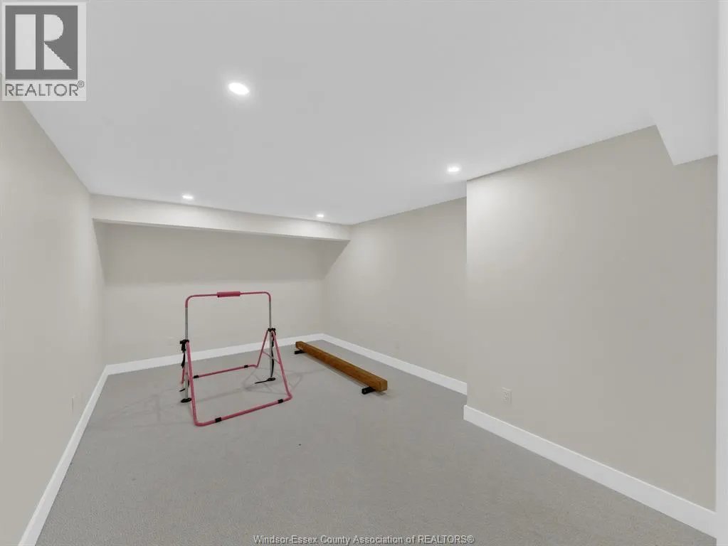 1499 FULLER DRIVE