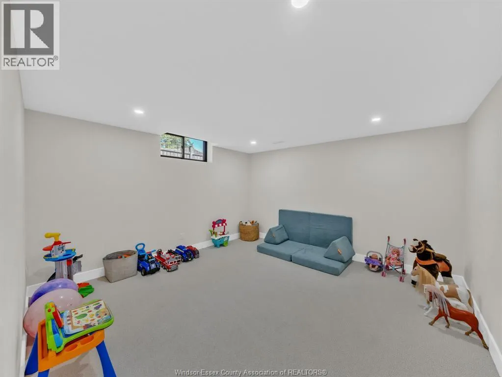 1499 FULLER DRIVE