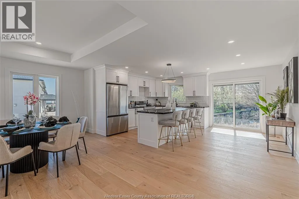 4418 BELMONT