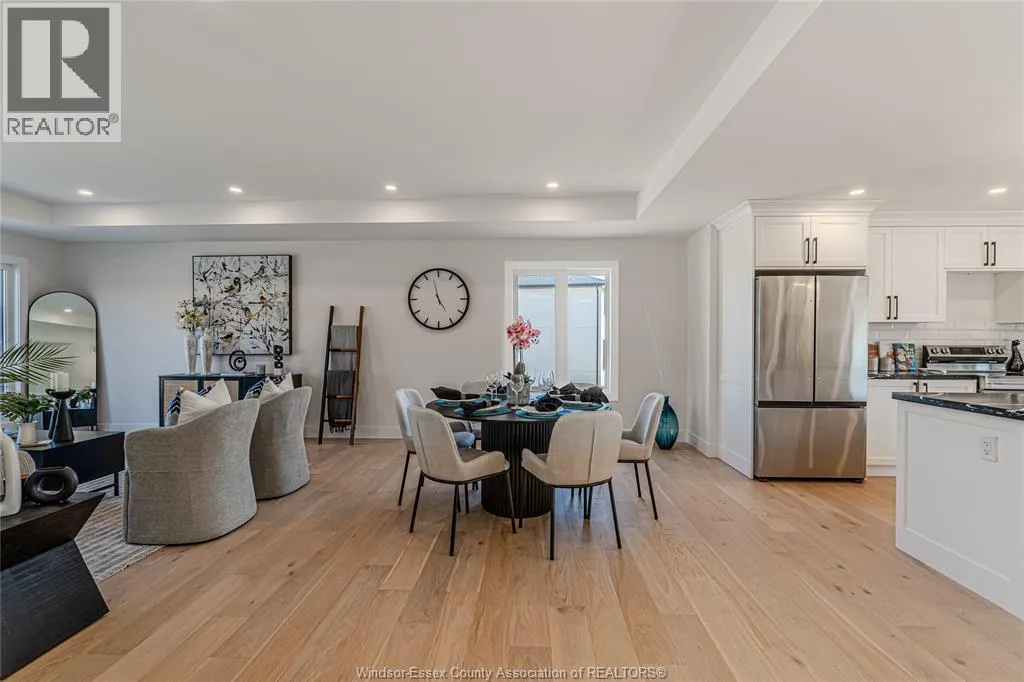4418 BELMONT