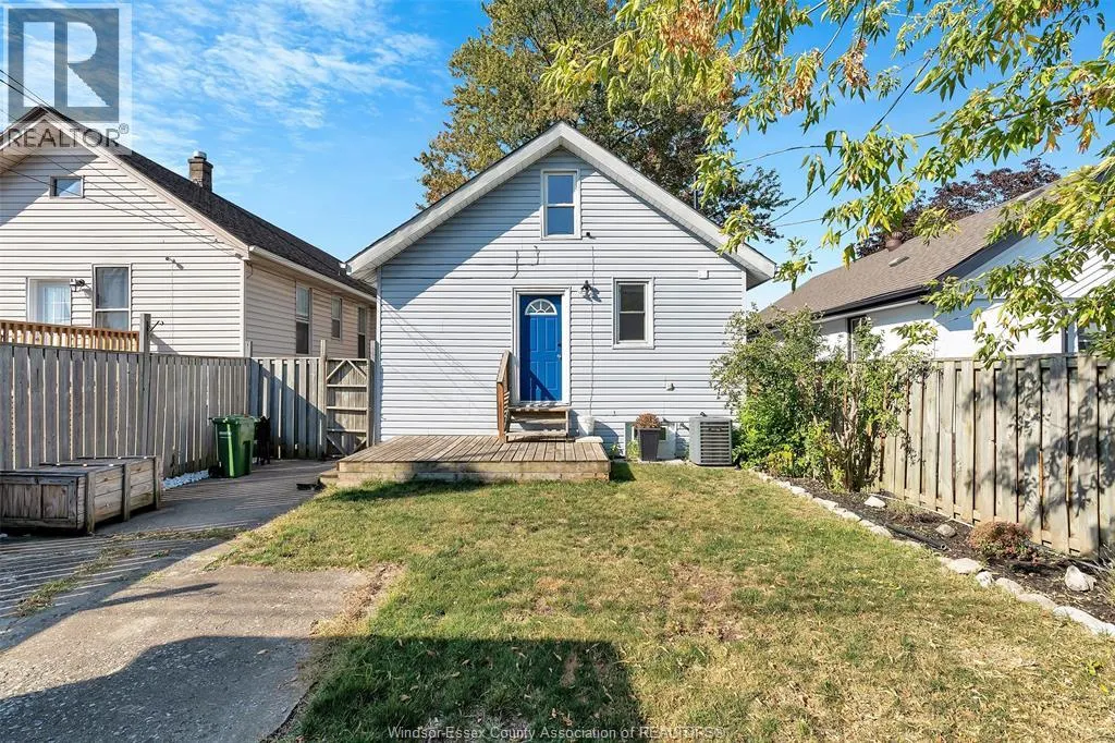 1386 LILLIAN