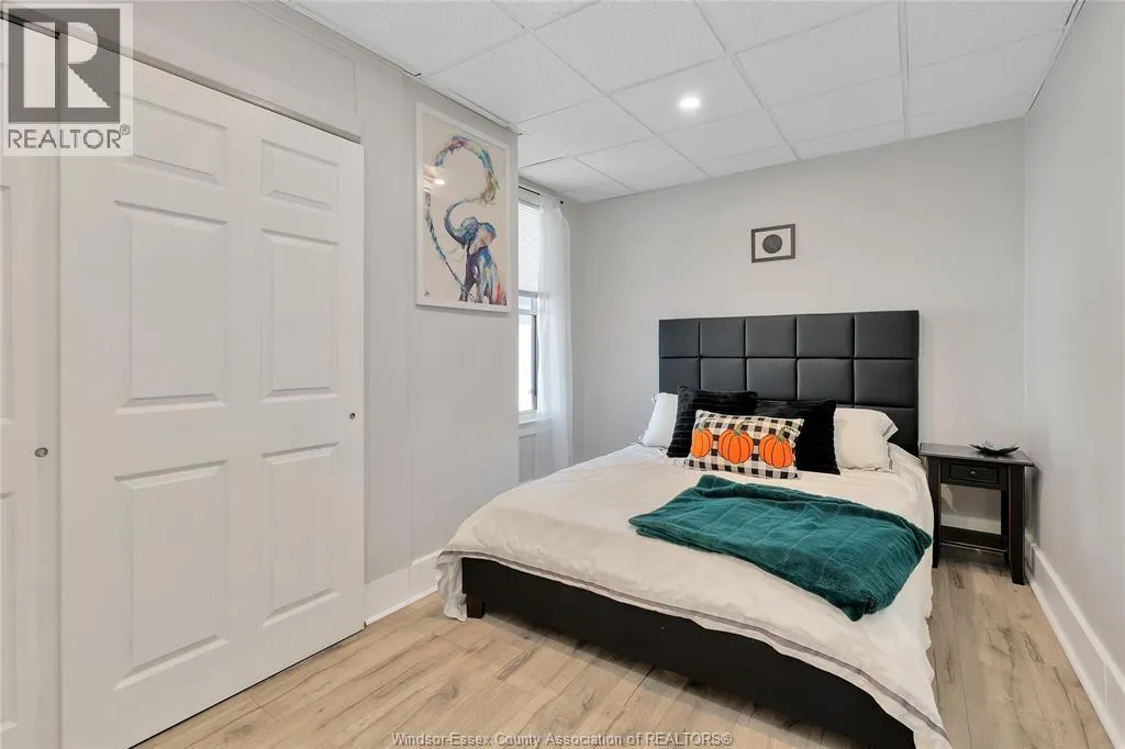 1386 LILLIAN