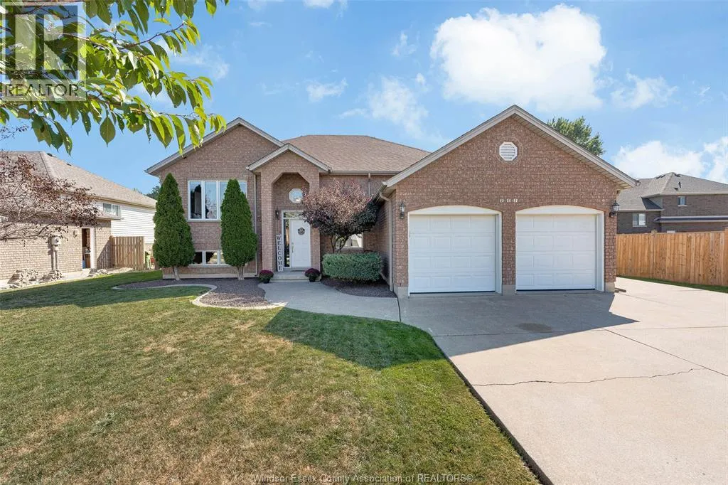 262 COLUMBUS DRIVE