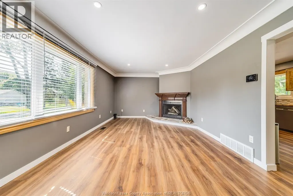 123 DAHINDA DRIVE