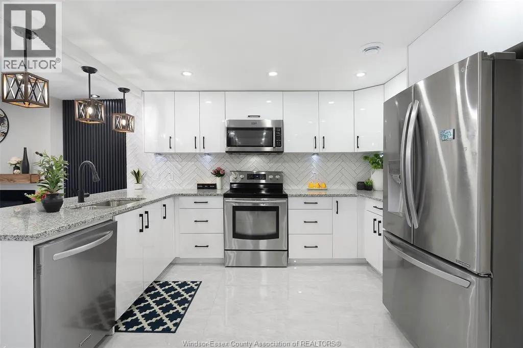 10135 CALEDON COURT