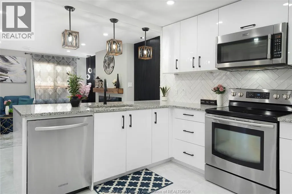 10135 CALEDON COURT