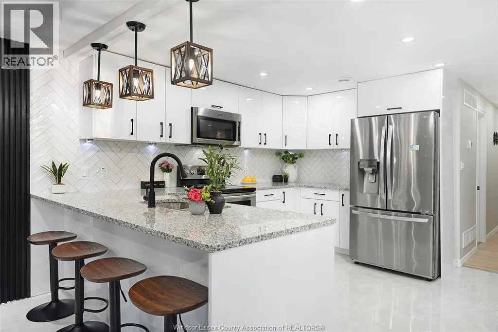 10135 CALEDON COURT
