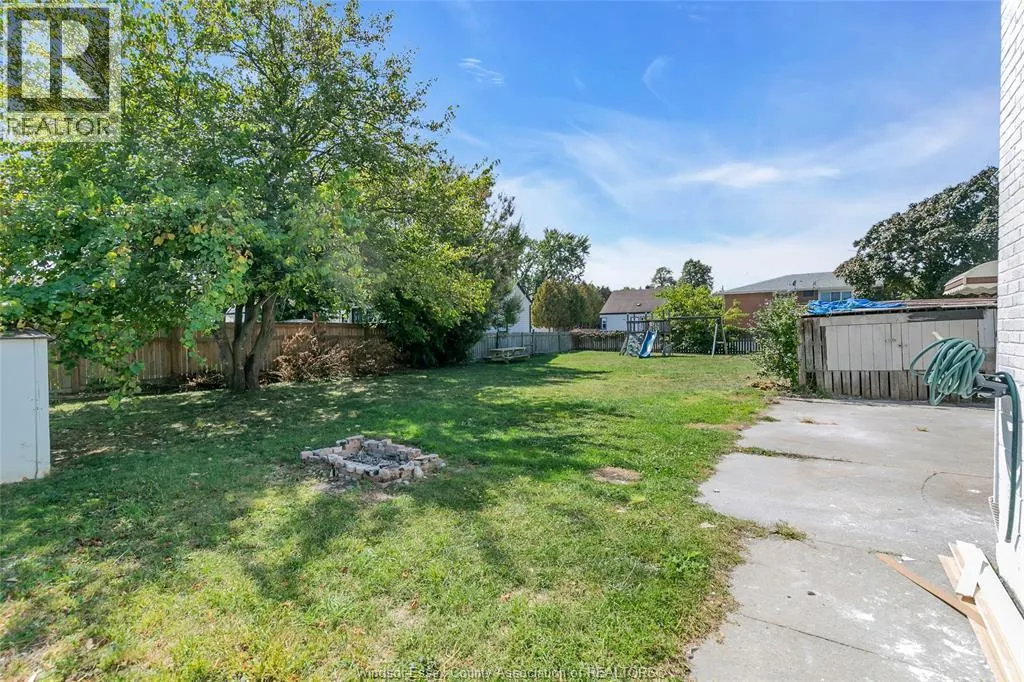 3829 SEMINOLE