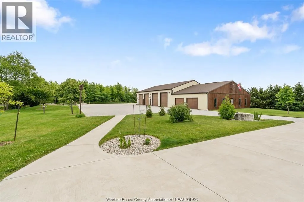 5569 CONCESSION RD 5 North
