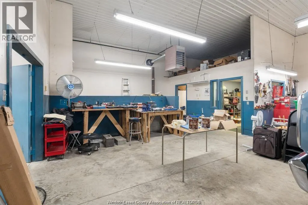 5569 CONCESSION RD 5 North