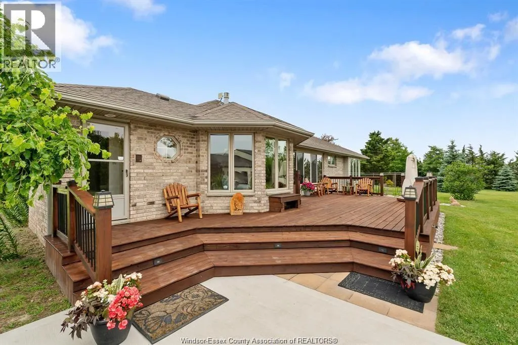 5569 CONCESSION RD 5 North