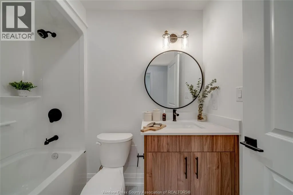 11957 TECUMSEH ROAD East Unit# 107