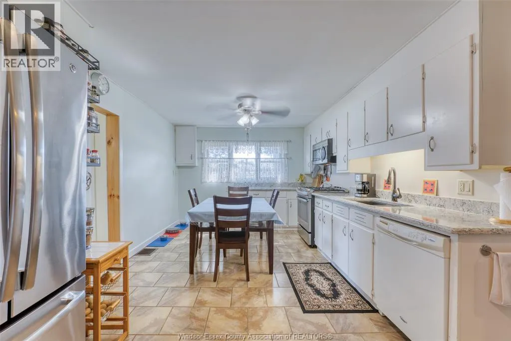 3119 DIVISION ROAD North
