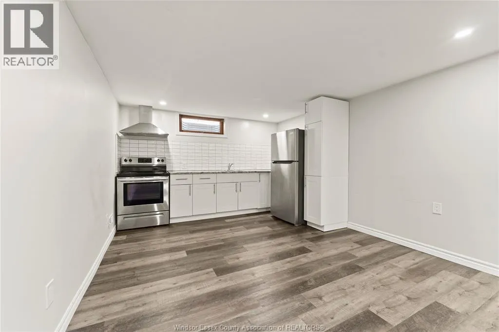 6 Sunset PLACE