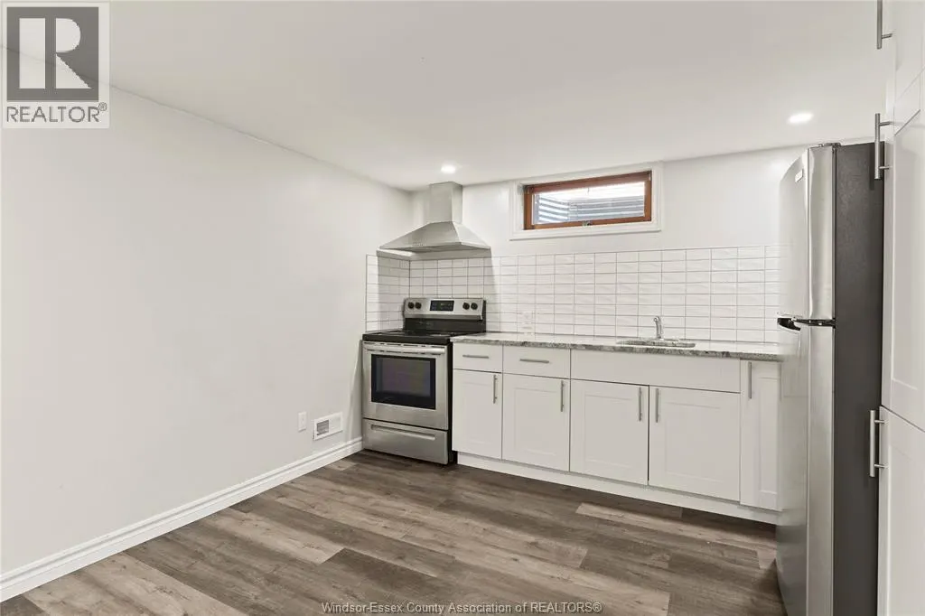 6 Sunset PLACE