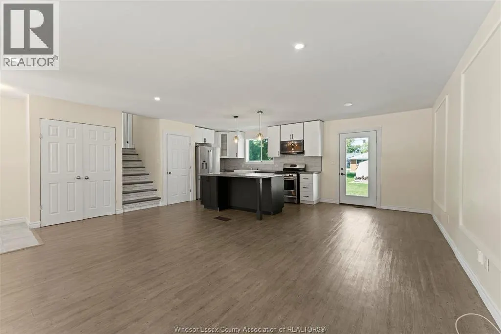 6 Sunset PLACE