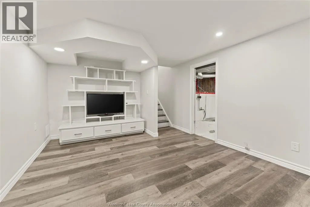 6 Sunset PLACE