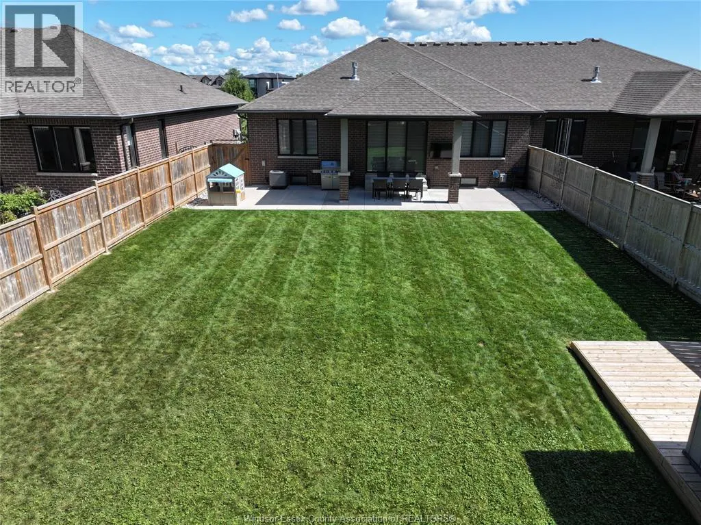 17 TANGLEWOOD DRIVE