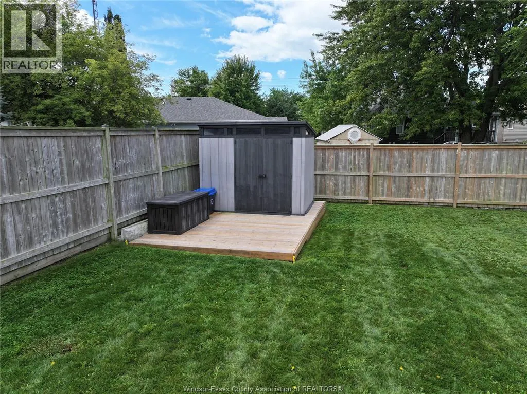 17 TANGLEWOOD DRIVE