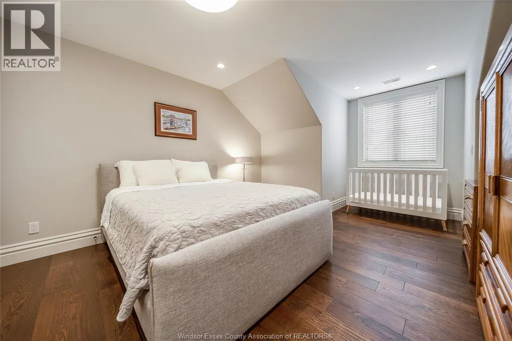 12082 & 12078 RIVERSIDE DRIVE