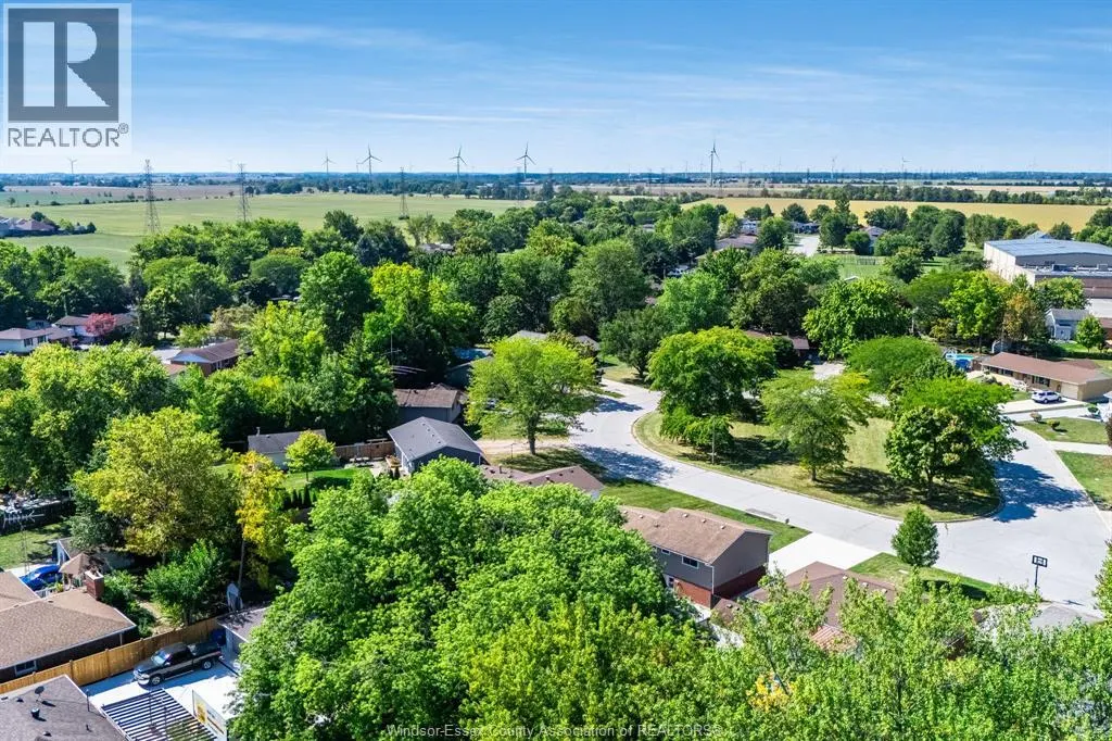25 SUNSET PLACE