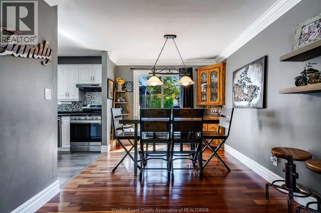 25 SUNSET PLACE
