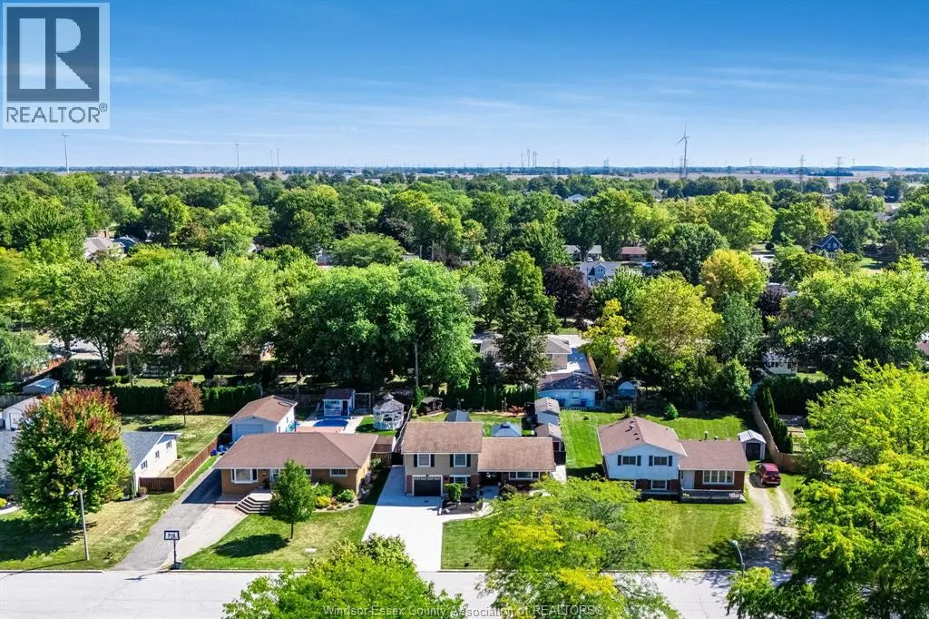 25 SUNSET PLACE