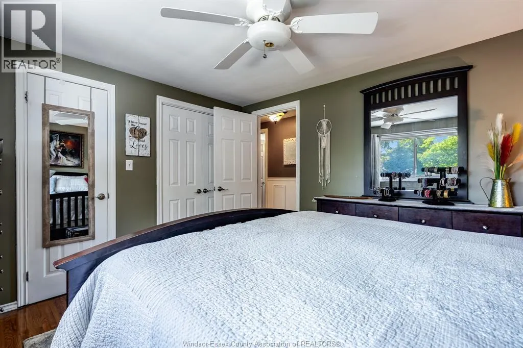 25 SUNSET PLACE