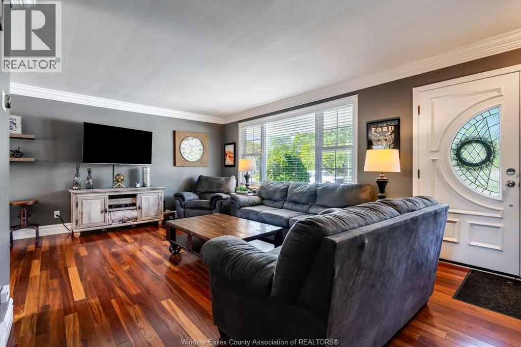 25 SUNSET PLACE