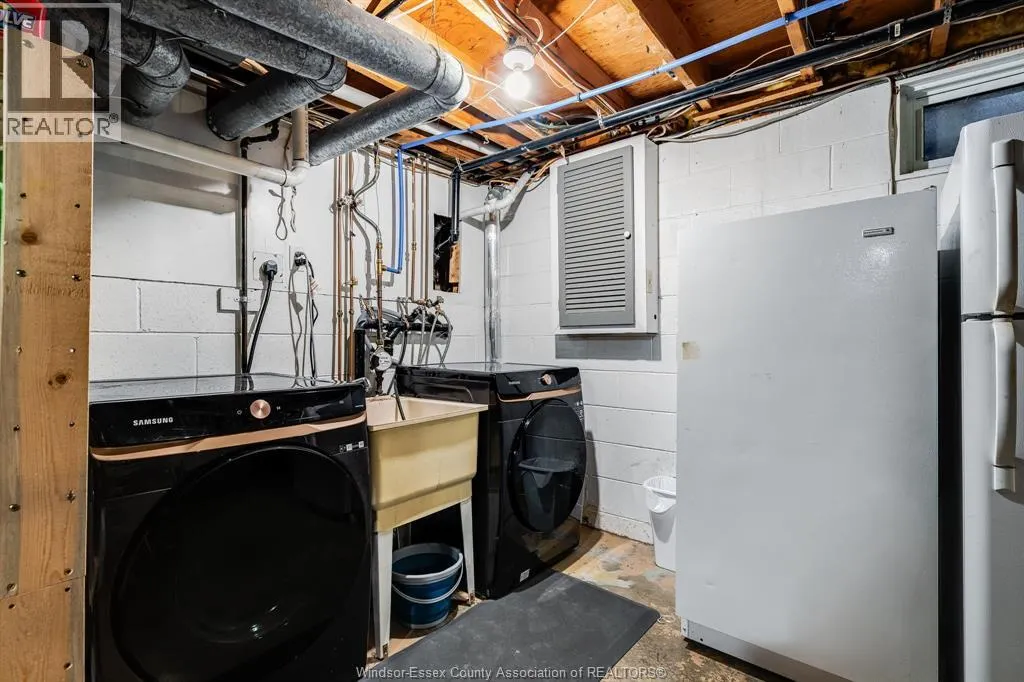 25 SUNSET PLACE