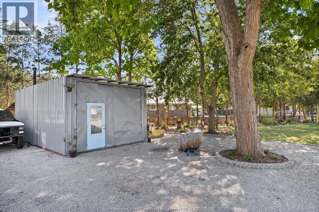 19 BOND AVENUE