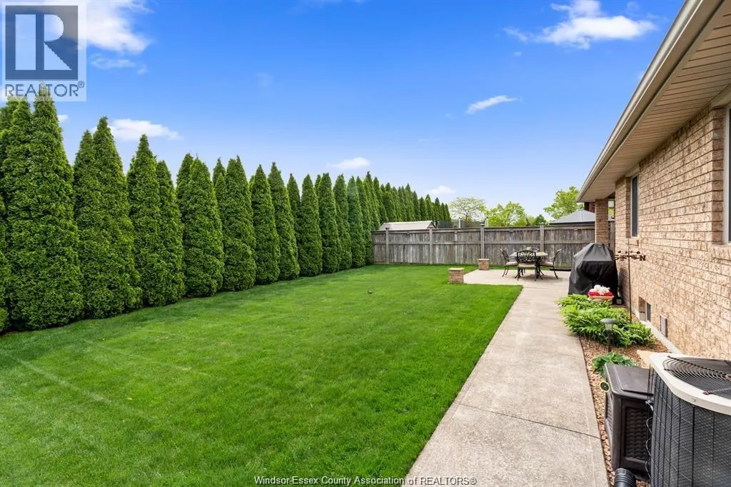 1668 MAGNOLIA AVENUE