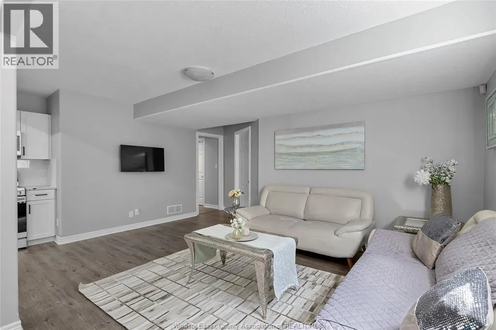 1535 MAPLE AVENUE Unit# LOWER