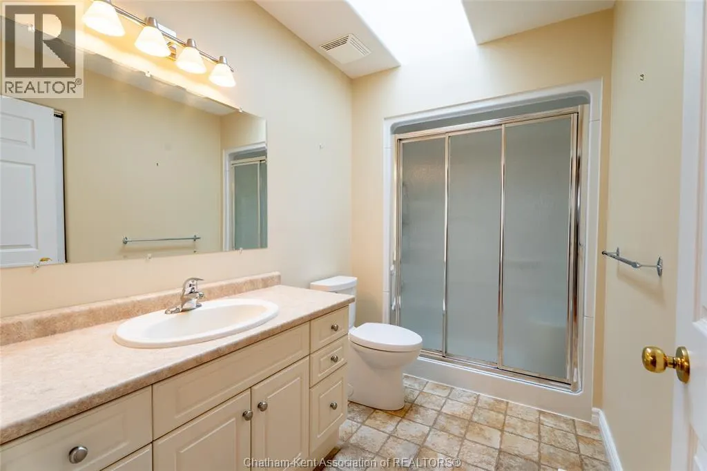 2 Frobisher COURT