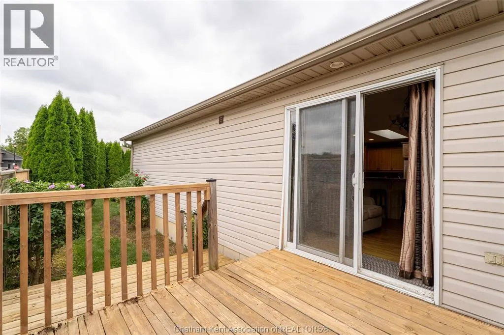 2 Frobisher COURT